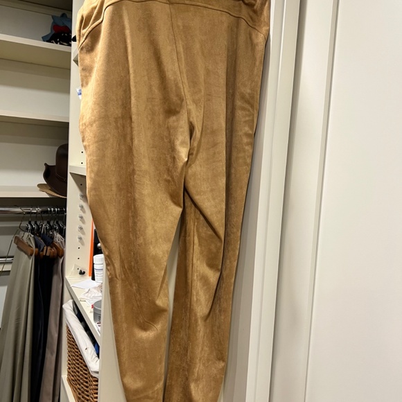 Camel Suede Like Leggings - Picture 2 of 3